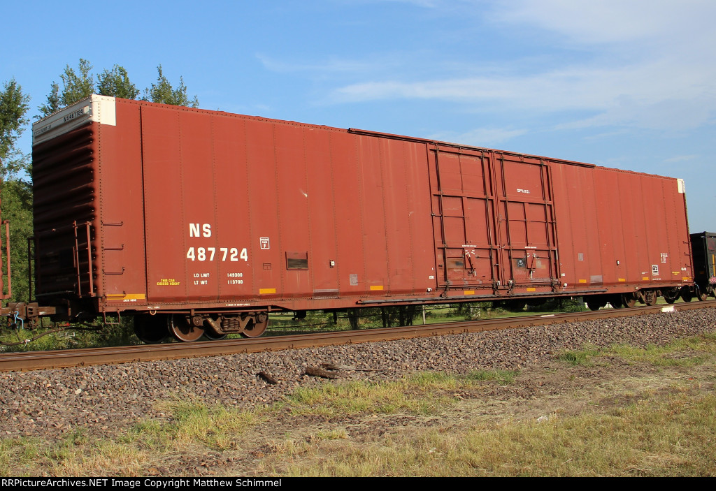 Norfolk Southern 86ft. Box Car